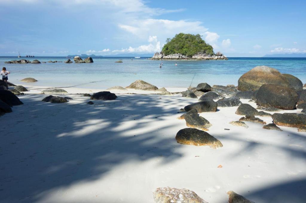 The Breeze Lipe Resort Bagian luar foto