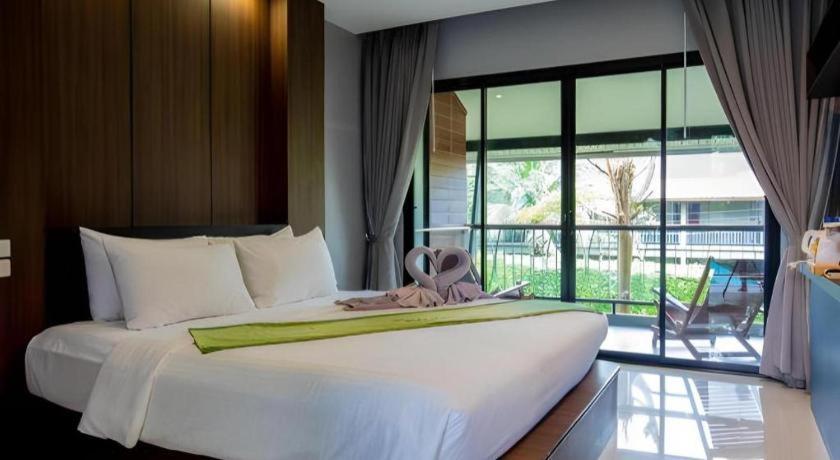 The Breeze Lipe Resort Bagian luar foto